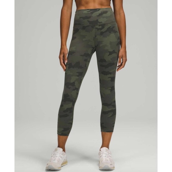 Lululemon Wunder Train High-Rise Crop 23" - Picture 1 of 9